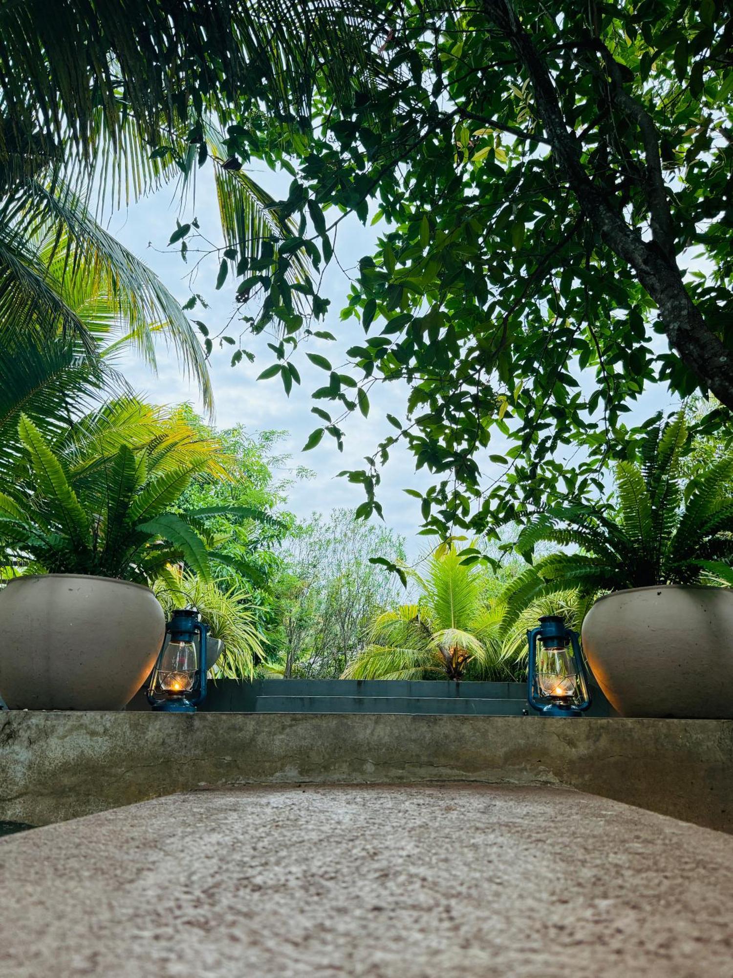 Richards Cabanas Tissamaharama Extérieur photo